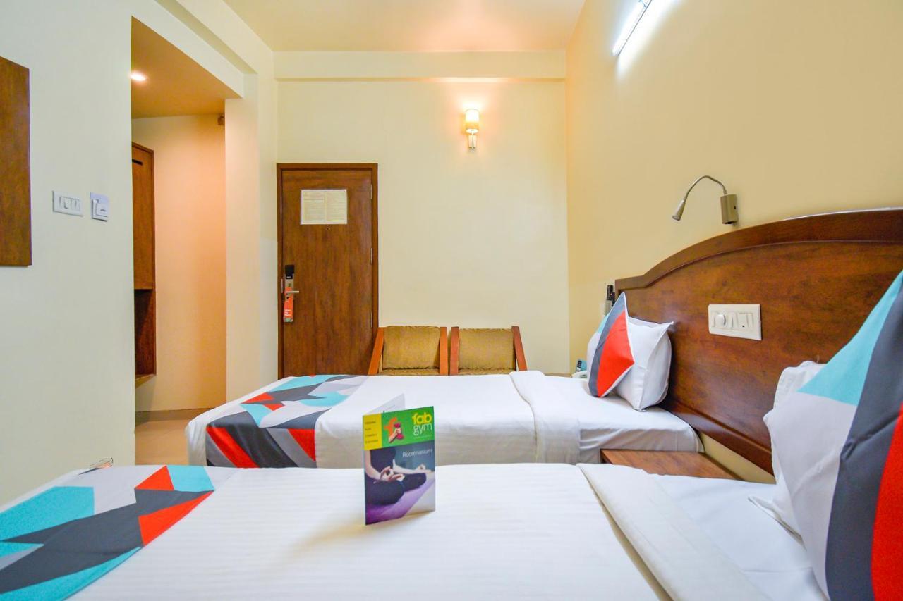 Hotel Ashiyana Púna Exteriér fotografie
