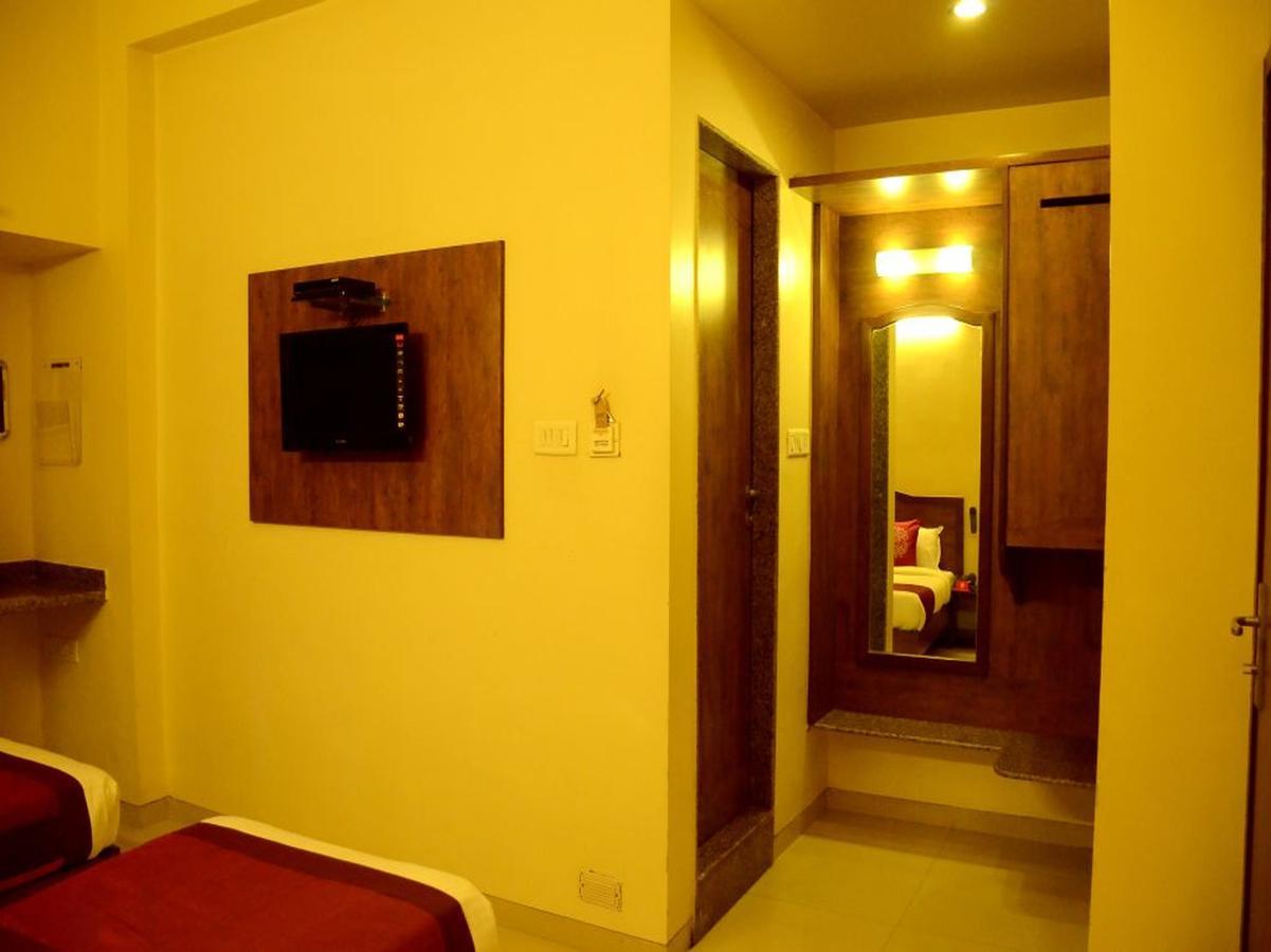 Hotel Ashiyana Púna Exteriér fotografie